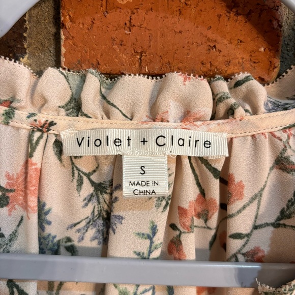 Violet + Claire womens floral balloon sleeves peasant top pink small - Picture 3 of 5